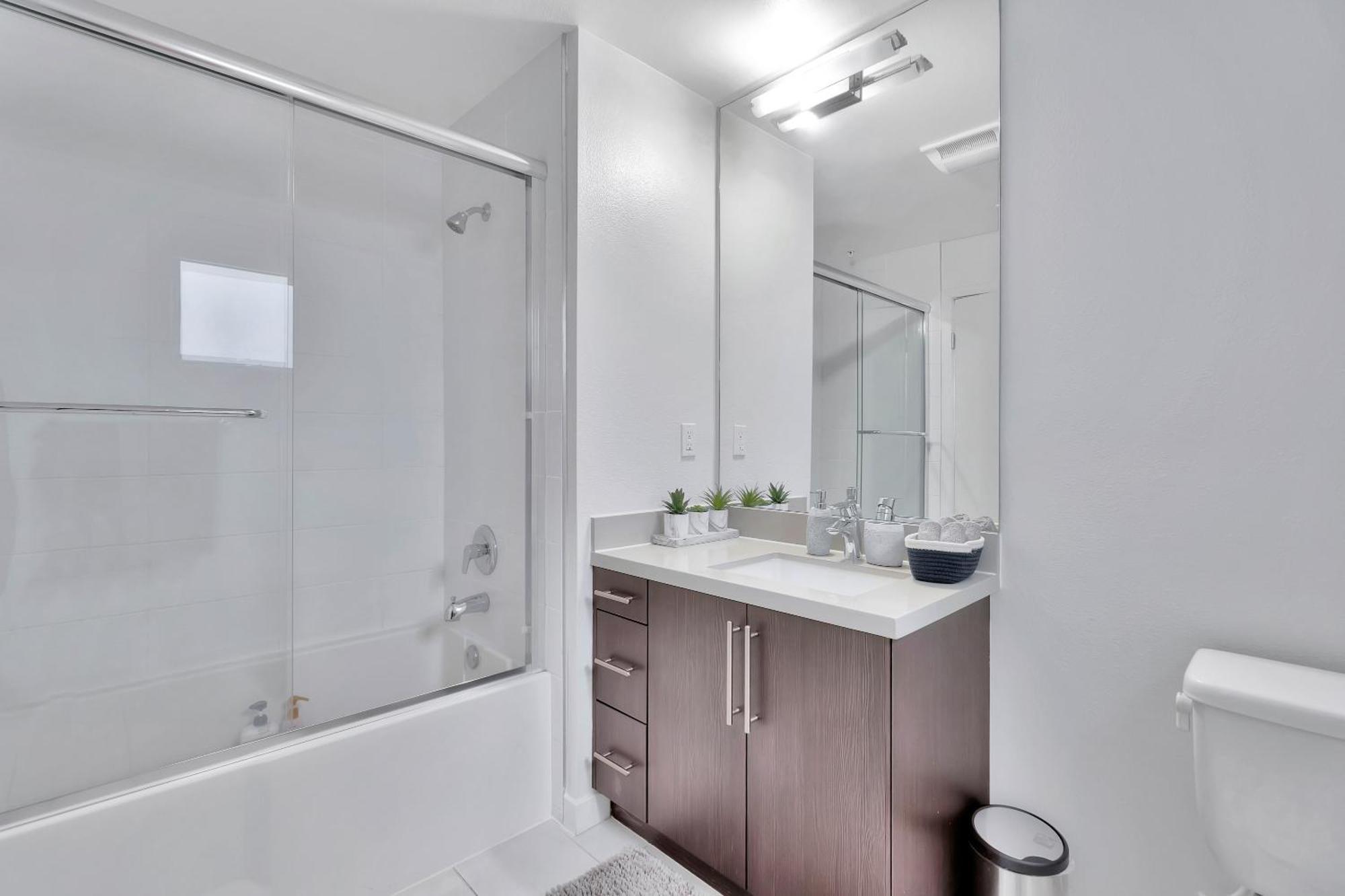 Apartment 10 Cozy Heart Of Santa Monica Los Angeles
